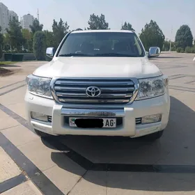 Toyota Land Cruiser 2010