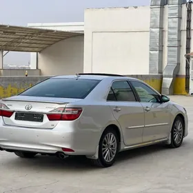 Toyota Camry 2011