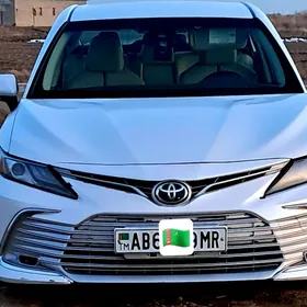 Toyota Camry 2020