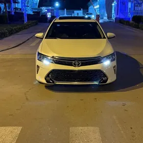 Toyota Camry 2017