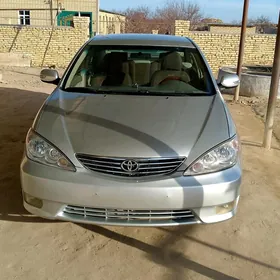 Toyota Camry 2004