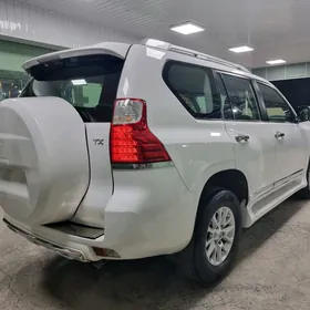 Toyota Land Cruiser Prado 2011