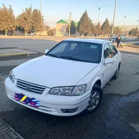 Toyota Camry 2000