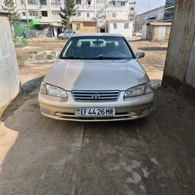 Toyota Camry 1998