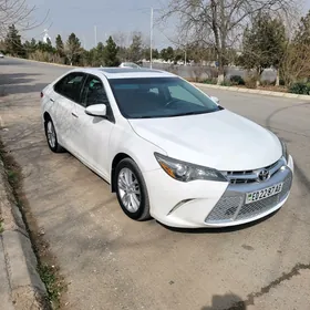 Toyota Camry 2015