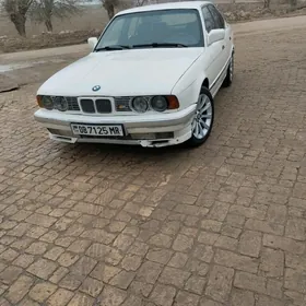 BMW 525 1990