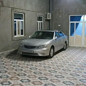 Toyota Camry 2004