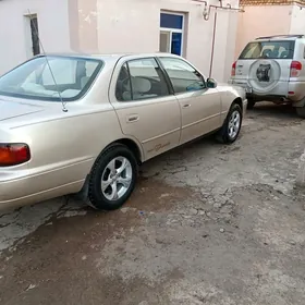 Toyota Camry 1996