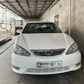 Toyota Camry 2005