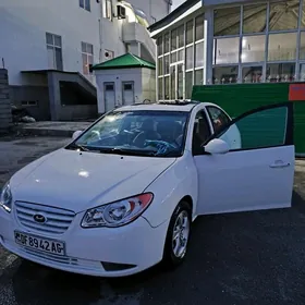 Hyundai Elantra 2010