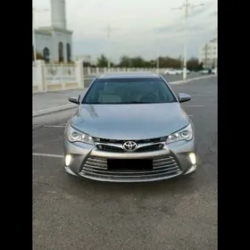 Toyota Camry 2016