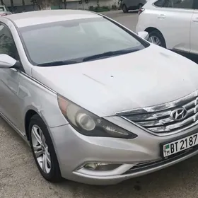 Hyundai Sonata 2012