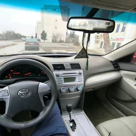 Toyota Camry 2010