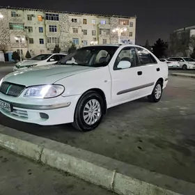 Nissan Sunny 2001