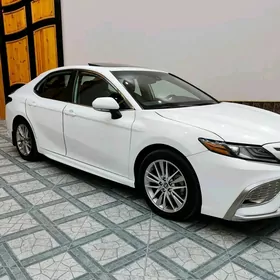 Toyota Camry 2022