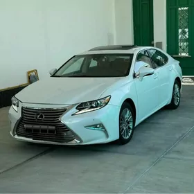 Lexus ES 350 2018