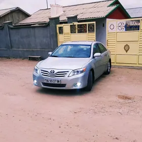 Toyota Camry 2010