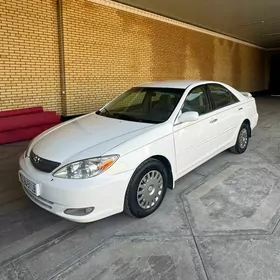 Toyota Camry 2004