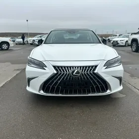 Lexus ES 350 2022