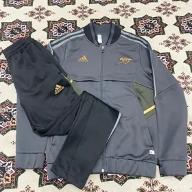 Adidas sportiwka