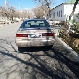 Toyota Camry 1997