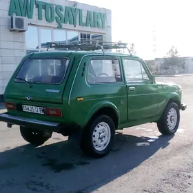 Lada Niva 1982