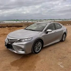 Toyota Camry 2018