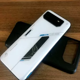 ASUS rog phone 6