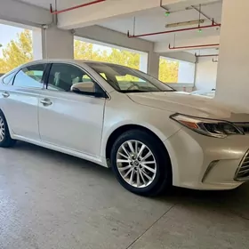 Toyota Avalon 2018