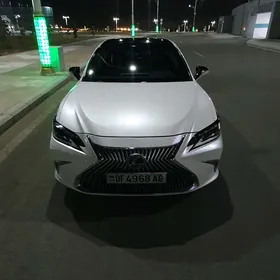 Lexus ES 350 2019