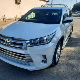 Toyota Highlander 2019