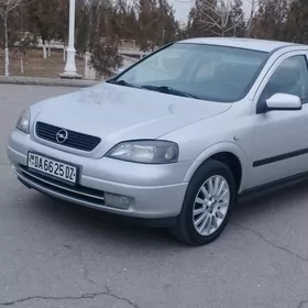 Opel Astra 2003