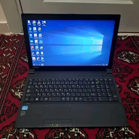 Toshiba i3