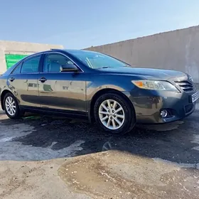 Toyota Camry 2010