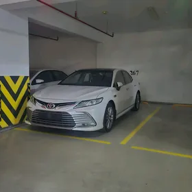 Toyota Camry 2022