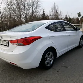 Hyundai Elantra 2012