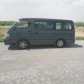 Toyota Hiace 1990