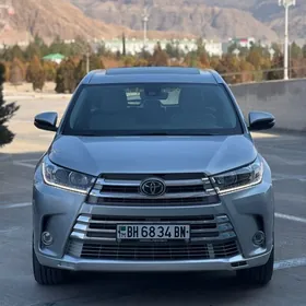 Toyota Highlander 2019