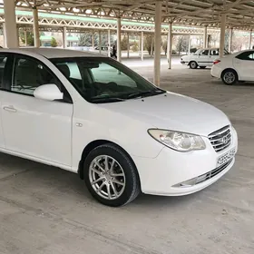 Hyundai Elantra 2010