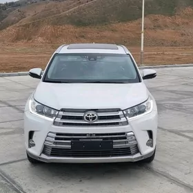 Toyota Highlander 2017