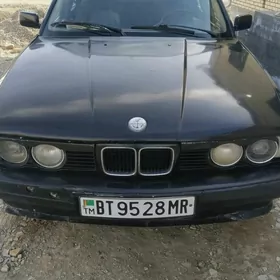 BMW 525 1990