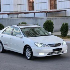 Toyota Camry 2004