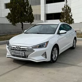 Hyundai Elantra 2019