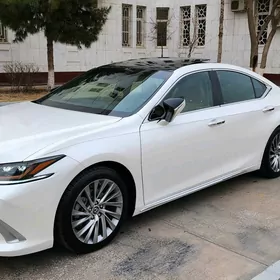 Lexus ES 350 2020