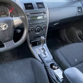 Toyota Corolla 2011