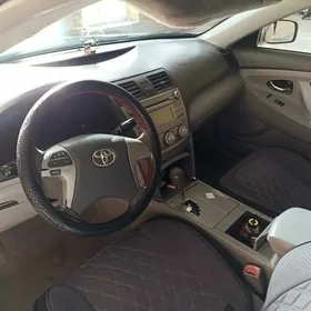 Toyota Camry 2010