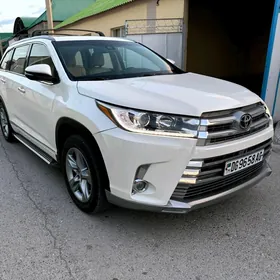 Toyota Highlander 2017