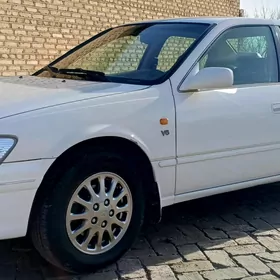 Toyota Camry 1998