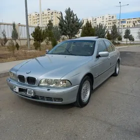 BMW E39 1998