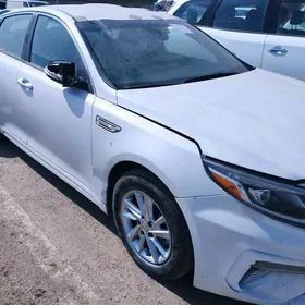 Kia Optima 2020